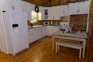Good Hope Cottage in Ethridge TN kitchen.
